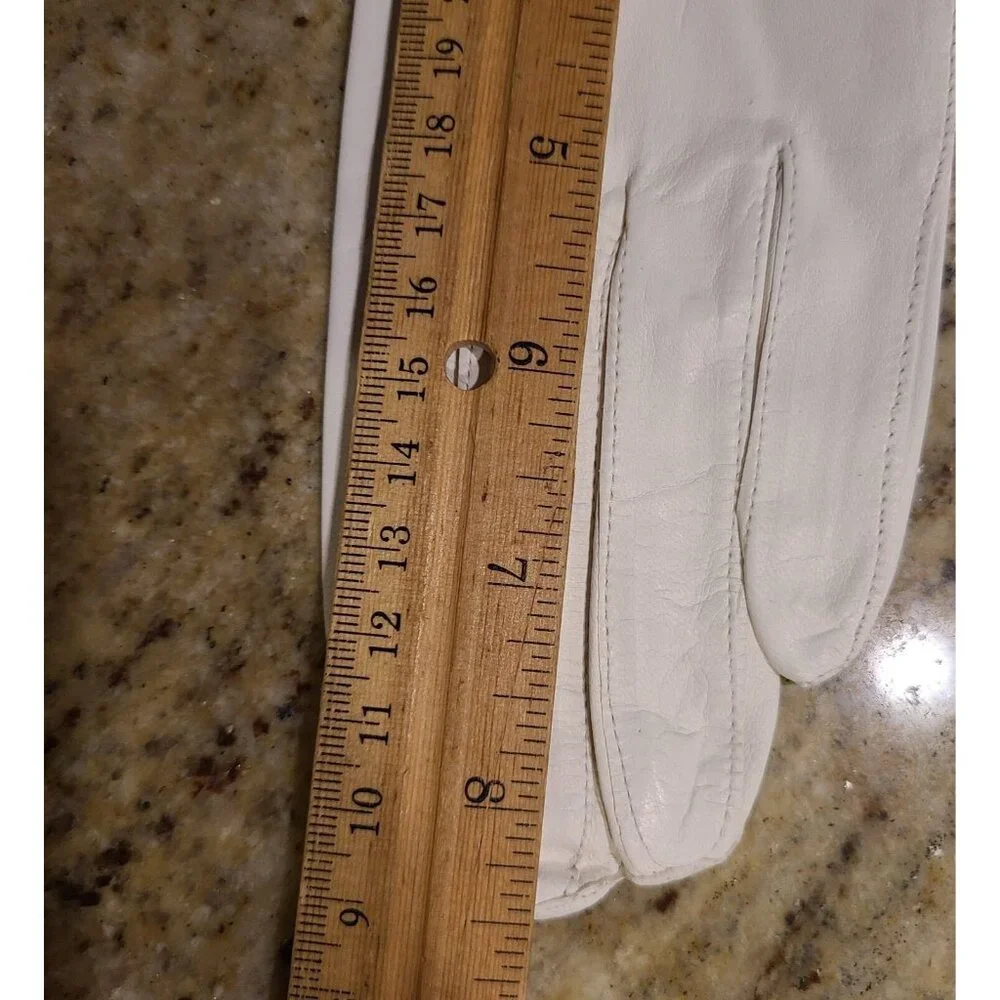 New! Vintage Size M 7 White Leather Formal 8.5